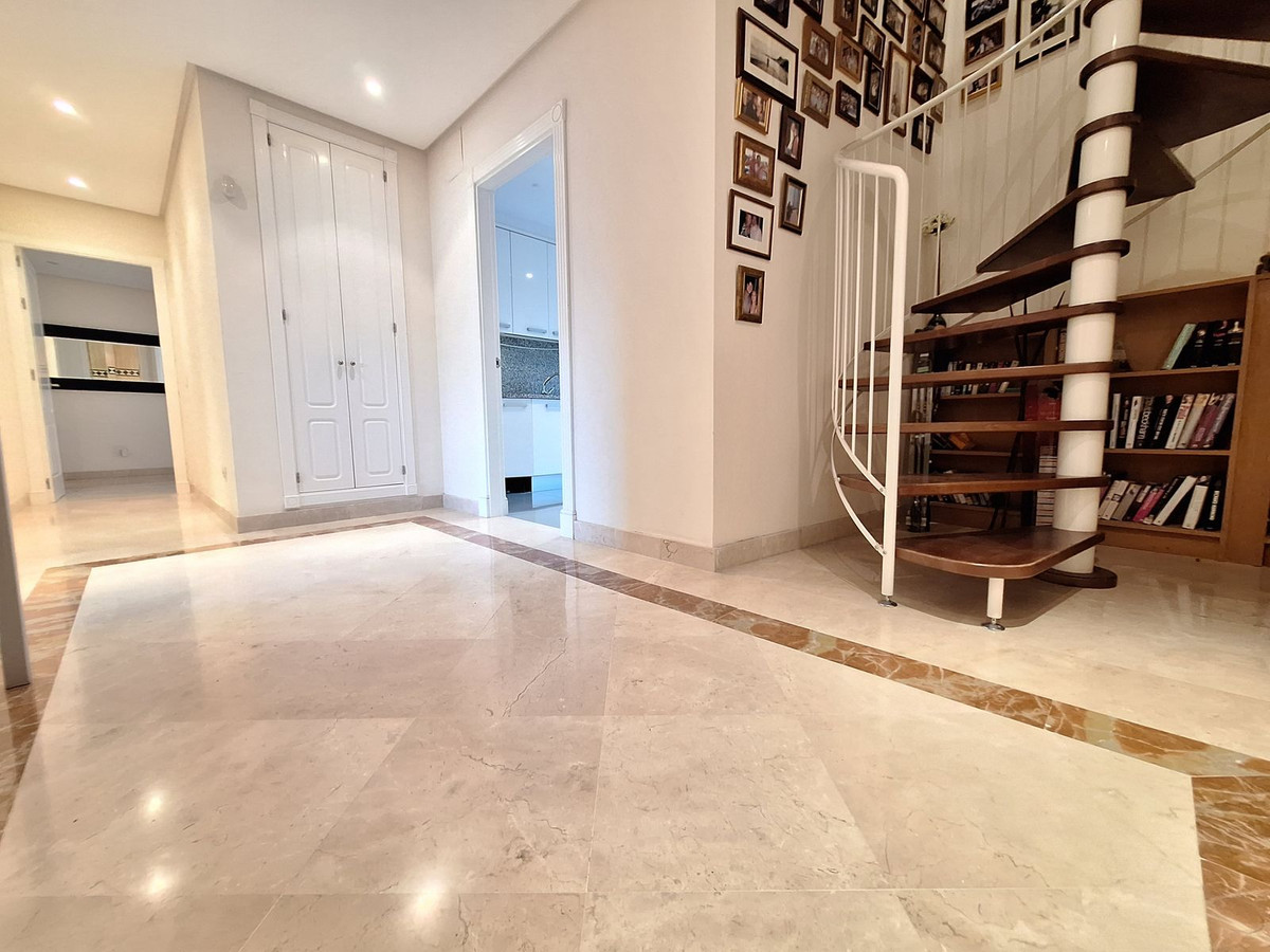 Apartamentos de 3 dormitorios en venta en Nueva Andalucía – R5264248 Apartamentos de 3 dormitorios en venta en Nueva Andalucía – R5264248