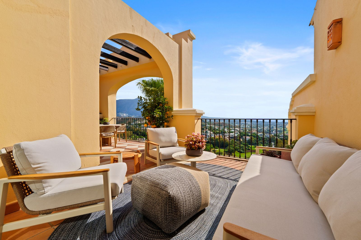 Aticos de 3 dormitorios en venta en Benahavís – R5382919 Aticos de 3 dormitorios en venta en Benahavís – R5382919