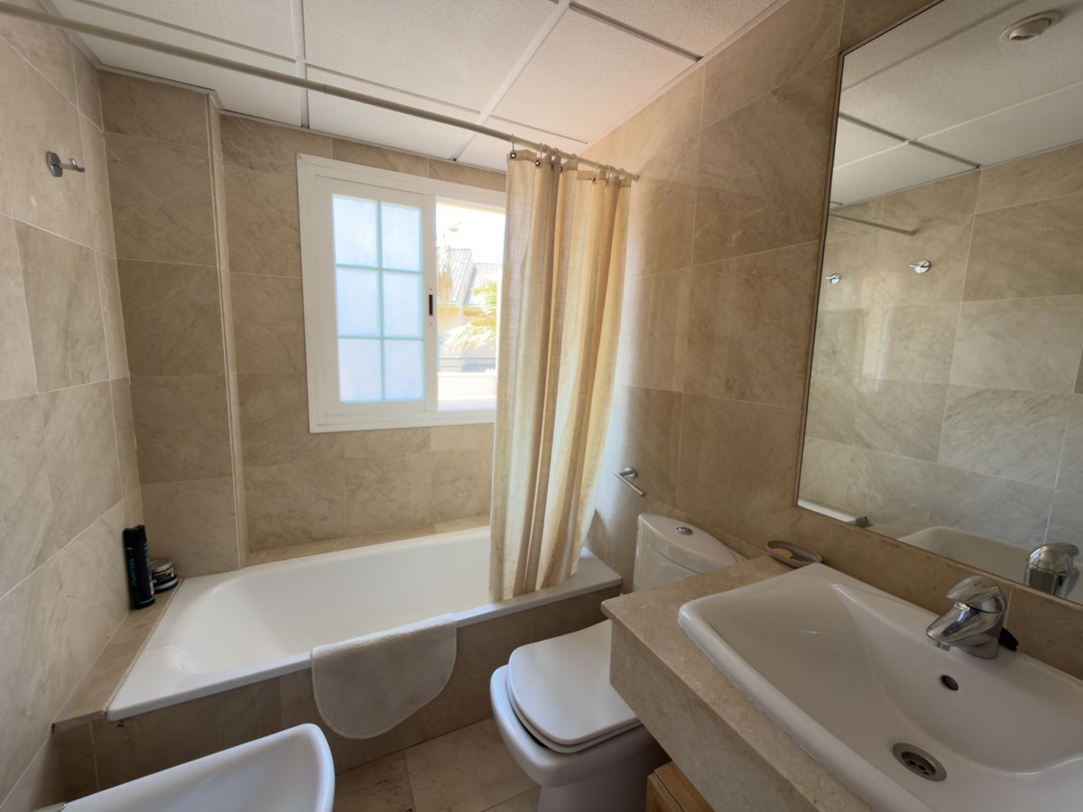 Aticos de 1 dormitorio en venta en Elviria – R5440312 Aticos de 1 dormitorio en venta en Elviria – R5440312