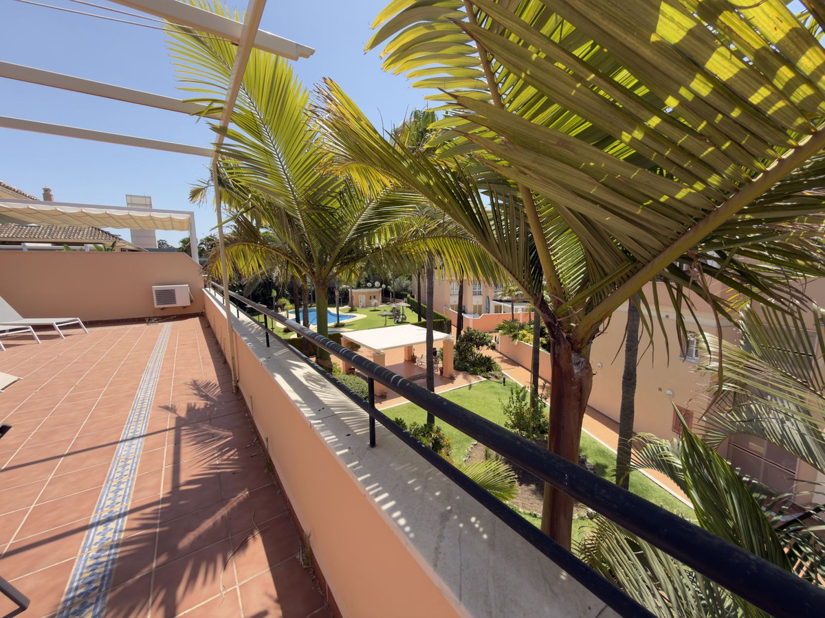 Aticos de 1 dormitorio en venta en Elviria – R5440312 Aticos de 1 dormitorio en venta en Elviria – R5440312