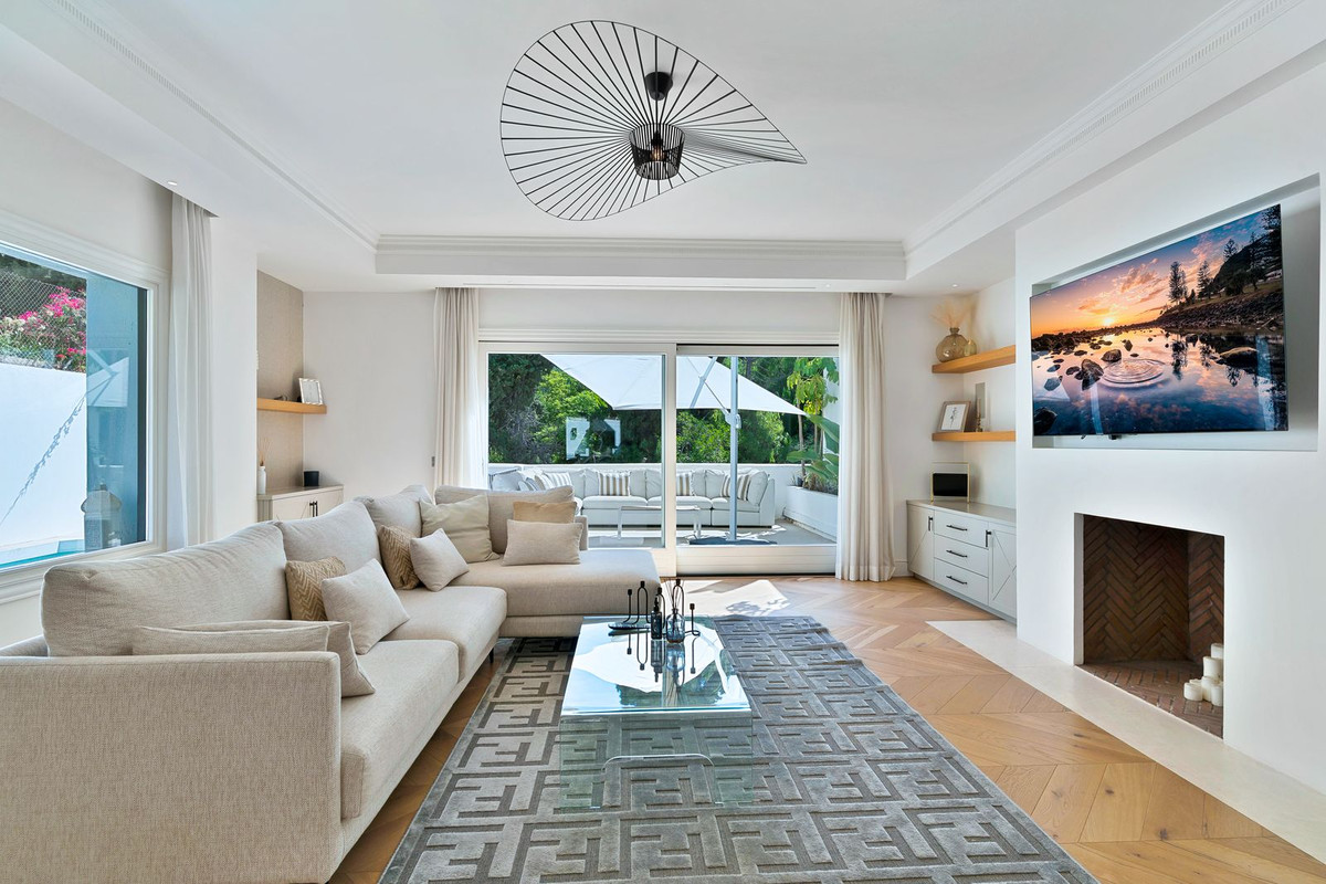 Pareados de 3 dormitorios en venta en Marbella – R5383798 Pareados de 3 dormitorios en venta en Marbella – R5383798