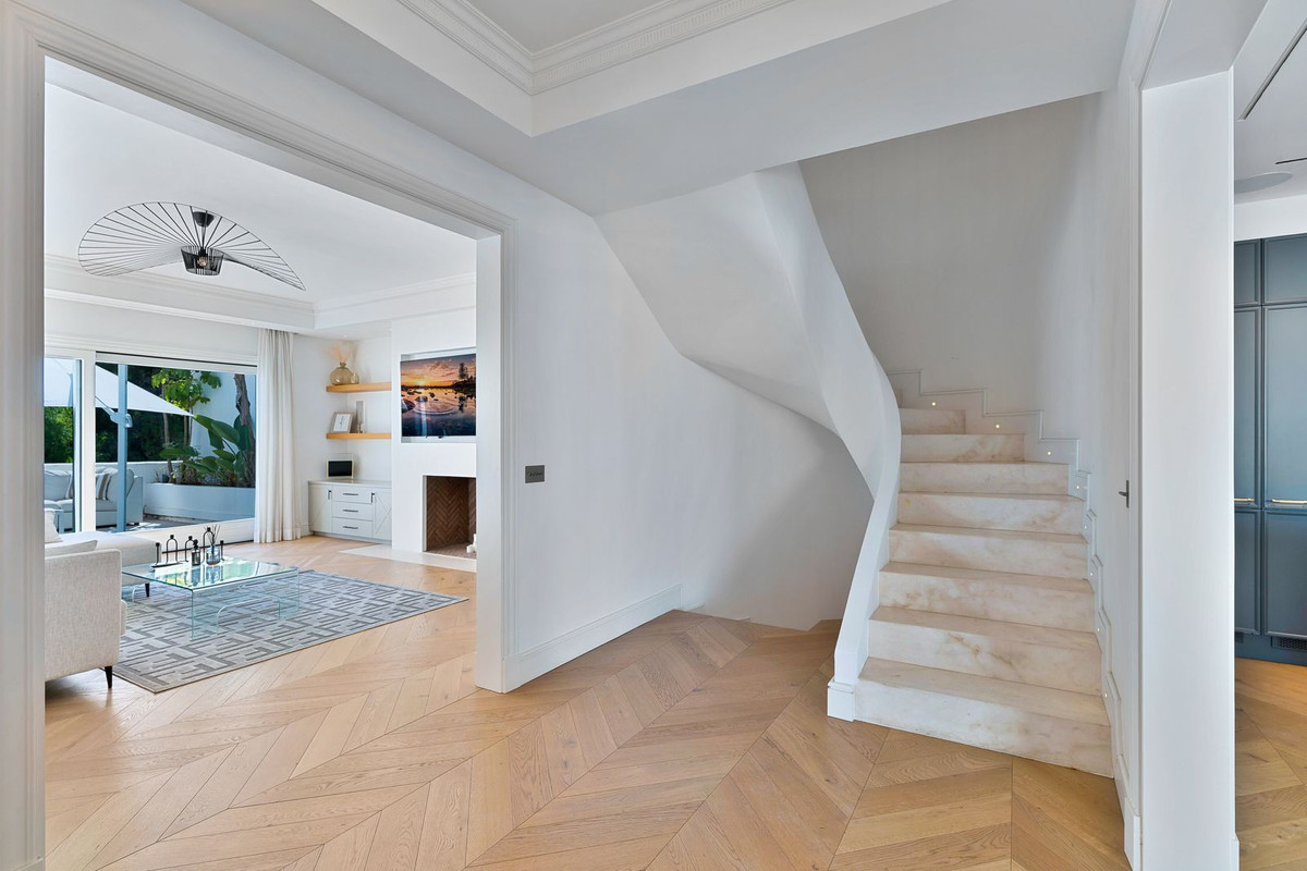 Pareados de 3 dormitorios en venta en Marbella – R5383798 Pareados de 3 dormitorios en venta en Marbella – R5383798