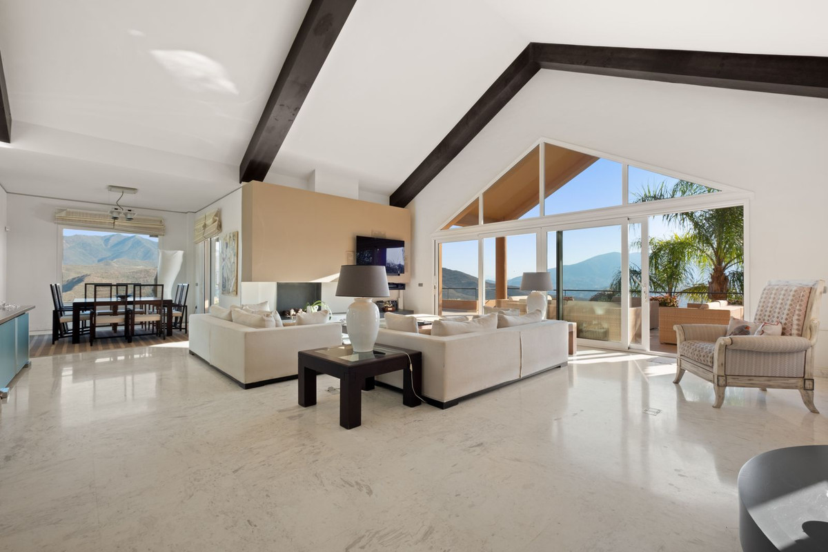 Villas de 5 dormitorios en venta en La Mairena – R5430460 Villas de 5 dormitorios en venta en La Mairena – R5430460