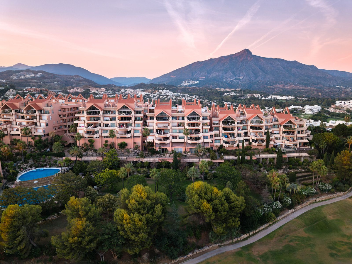 3 bedroom Penthouses for sale in Nueva Andalucía – R5435983 3 bedroom Penthouses for sale in Nueva Andalucía – R5435983