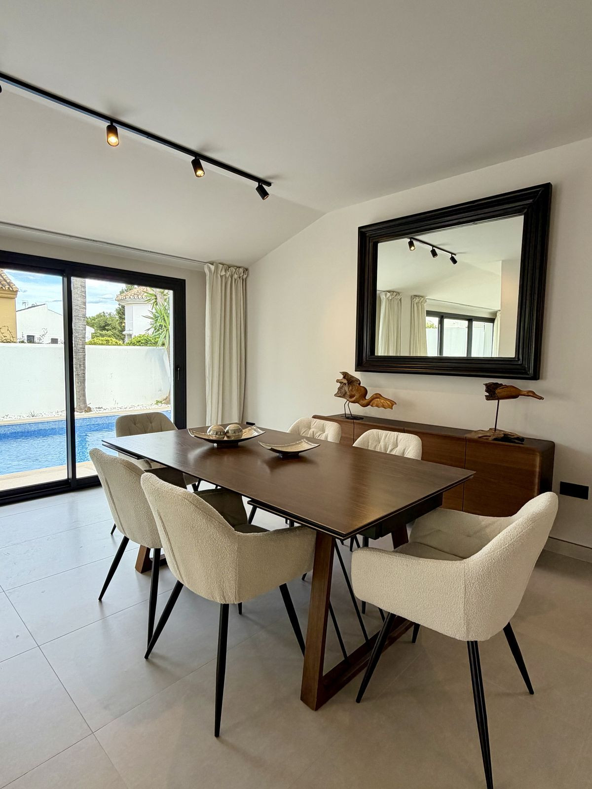 5 bedroom Villas for sale in Puerto Banús – R5365042 5 bedroom Villas for sale in Puerto Banús – R5365042
