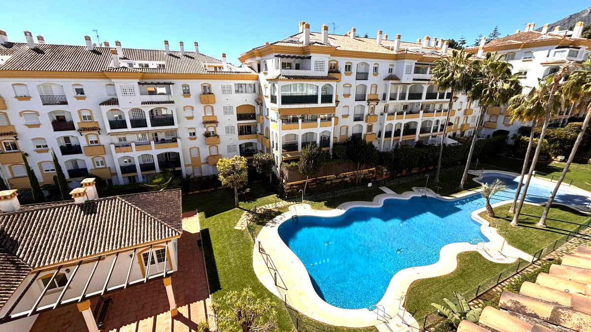 Apartamentos de 4 dormitorios en venta en Milla de Oro – R5440684 Apartamentos de 4 dormitorios en venta en Milla de Oro – R5440684