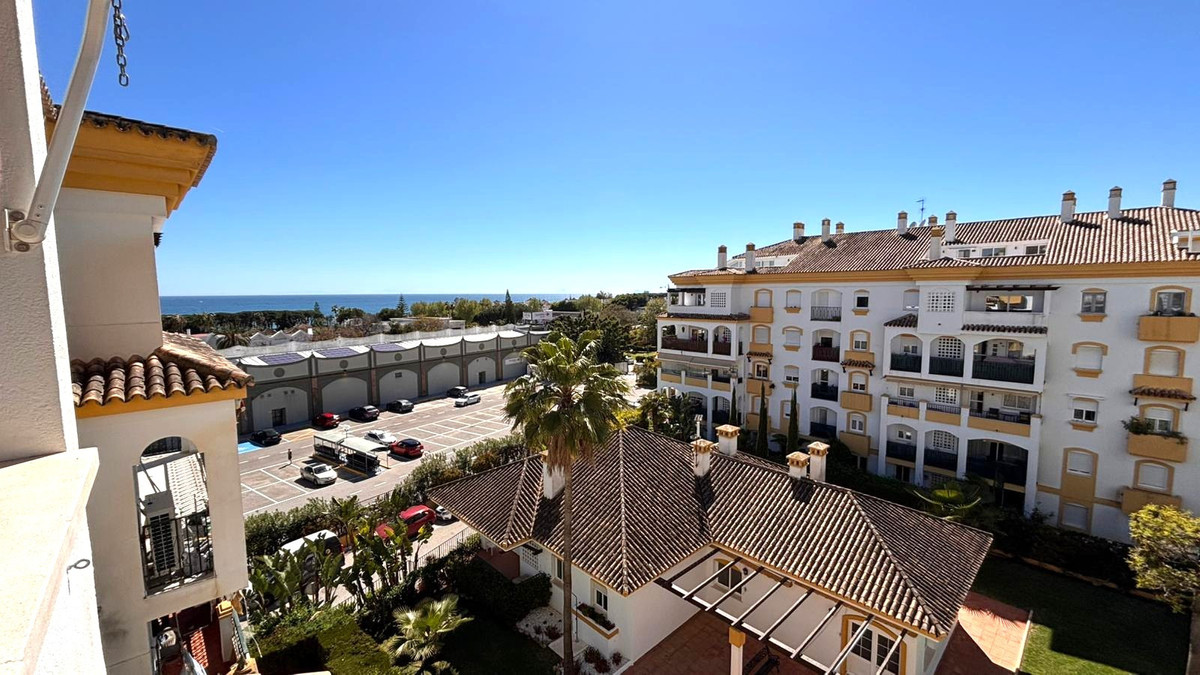 Apartamentos de 4 dormitorios en venta en Milla de Oro – R5440684 Apartamentos de 4 dormitorios en venta en Milla de Oro – R5440684