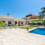 5 bedroom Villas for sale in Marbella – R5445769 5 bedroom Villas for sale in Marbella – R5445769