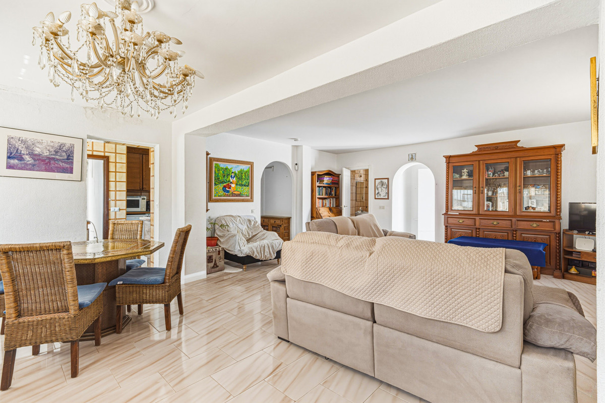 Villas de 2 dormitorios en venta en Nueva Andalucía – R5448514 Villas de 2 dormitorios en venta en Nueva Andalucía – R5448514