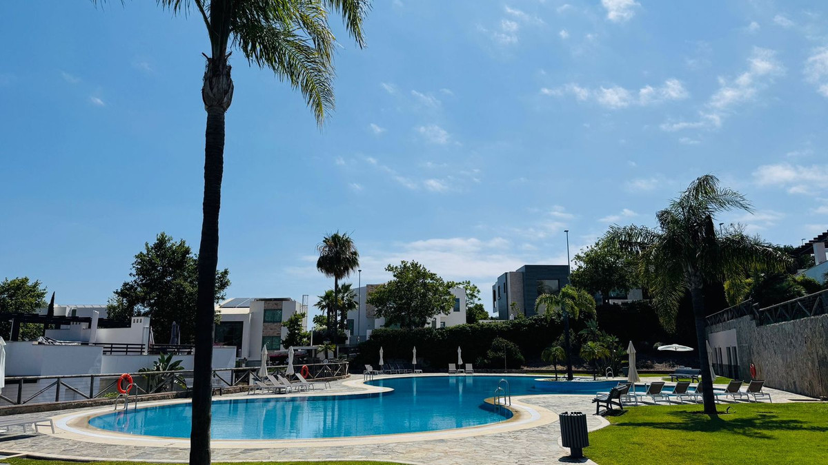 Apartamentos de 3 dormitorios en venta en Marbella – R5419462 Apartamentos de 3 dormitorios en venta en Marbella – R5419462