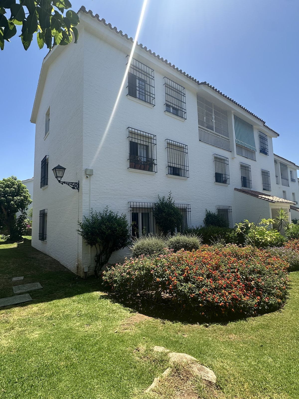 Apartamentos de 4 dormitorios en venta en Marbella – R5419000 Apartamentos de 4 dormitorios en venta en Marbella – R5419000