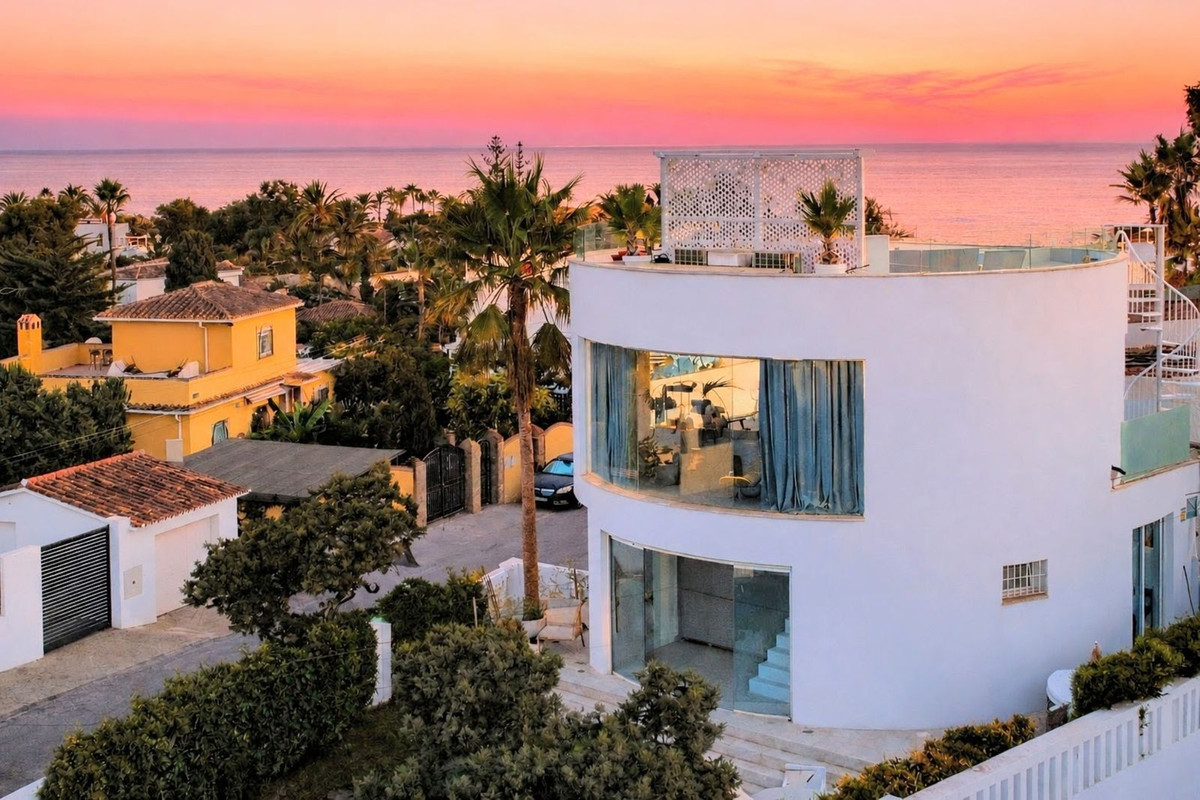 Villas de 3 dormitorios en venta en Marbesa – R5237476 Villas de 3 dormitorios en venta en Marbesa – R5237476