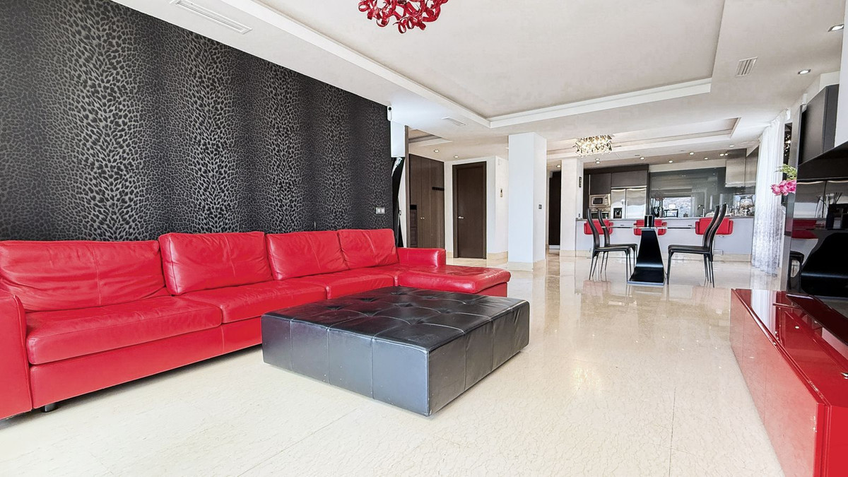 Apartamentos de 3 dormitorios en venta en Benahavís – R5079025 Apartamentos de 3 dormitorios en venta en Benahavís – R5079025