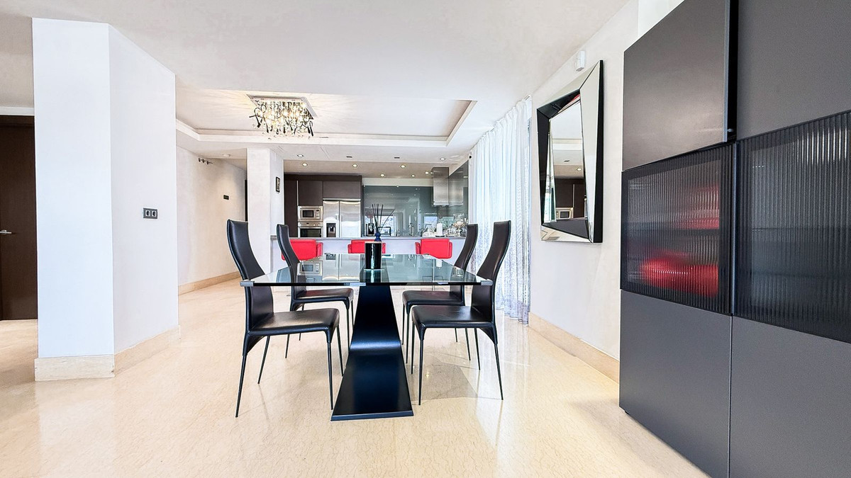 Apartamentos de 3 dormitorios en venta en Benahavís – R5079025 Apartamentos de 3 dormitorios en venta en Benahavís – R5079025