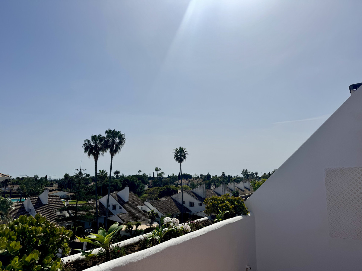 4 bedroom Apartments for sale in Guadalmina Baja – R5410624 4 bedroom Apartments for sale in Guadalmina Baja – R5410624