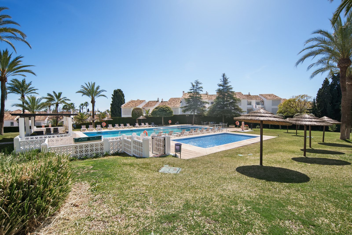 Apartamentos de 3 dormitorios en venta en Nueva Andalucía – R5322253 Apartamentos de 3 dormitorios en venta en Nueva Andalucía – R5322253