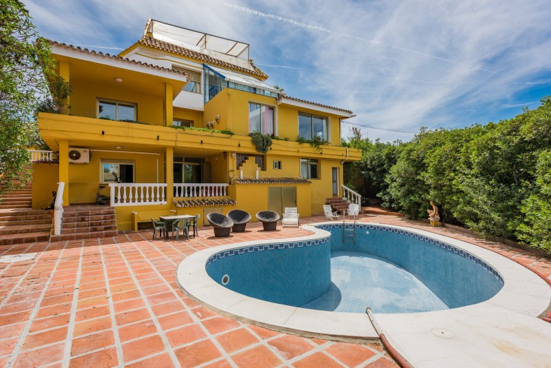 Villas de 9 dormitorios en venta en El Rosario – R2927315 Villas de 9 dormitorios en venta en El Rosario – R2927315
