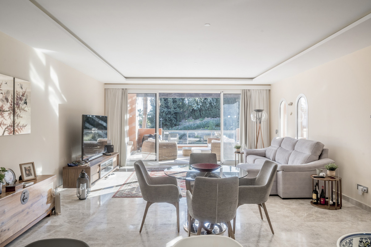 Apartamentos de 3 dormitorios en venta en Nueva Andalucía – R5441611 Apartamentos de 3 dormitorios en venta en Nueva Andalucía – R5441611