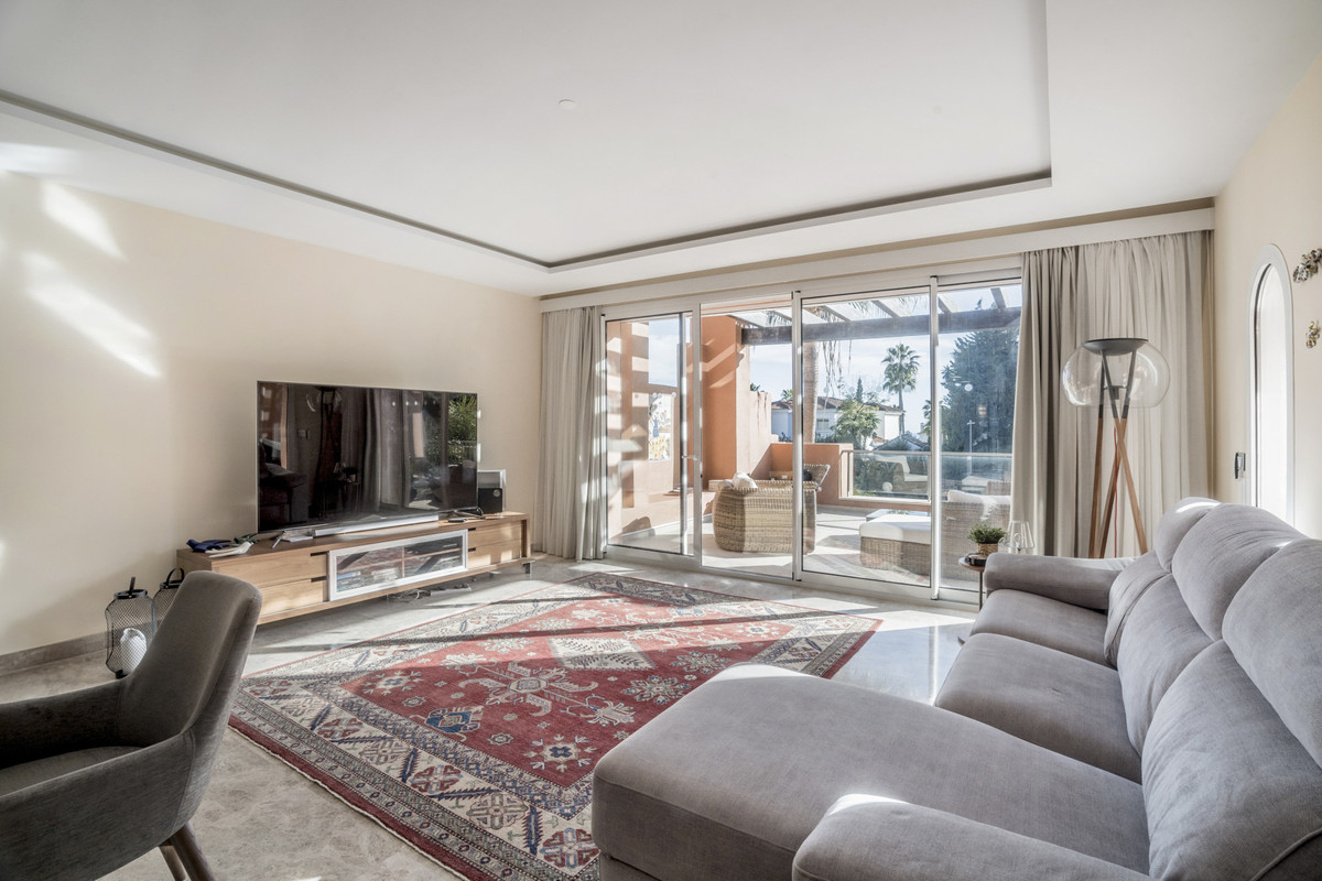 Apartamentos de 3 dormitorios en venta en Nueva Andalucía – R5441611 Apartamentos de 3 dormitorios en venta en Nueva Andalucía – R5441611