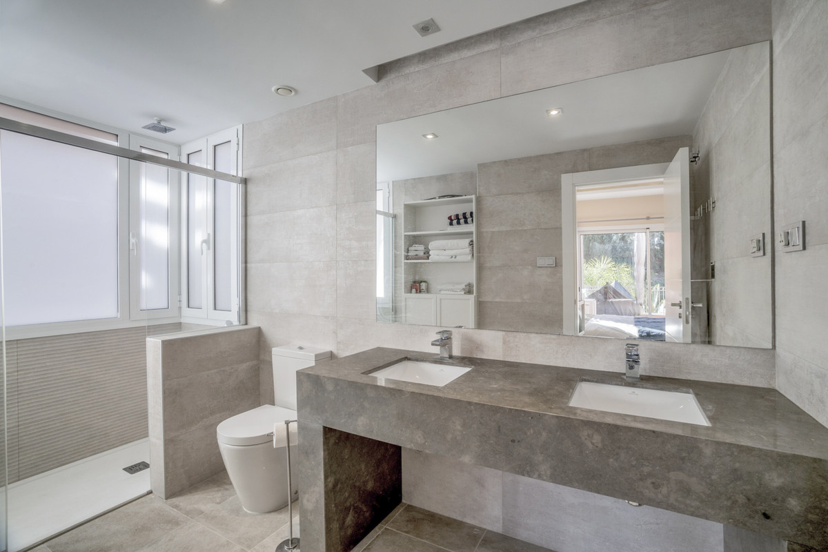 Apartamentos de 3 dormitorios en venta en Nueva Andalucía – R5441611 Apartamentos de 3 dormitorios en venta en Nueva Andalucía – R5441611