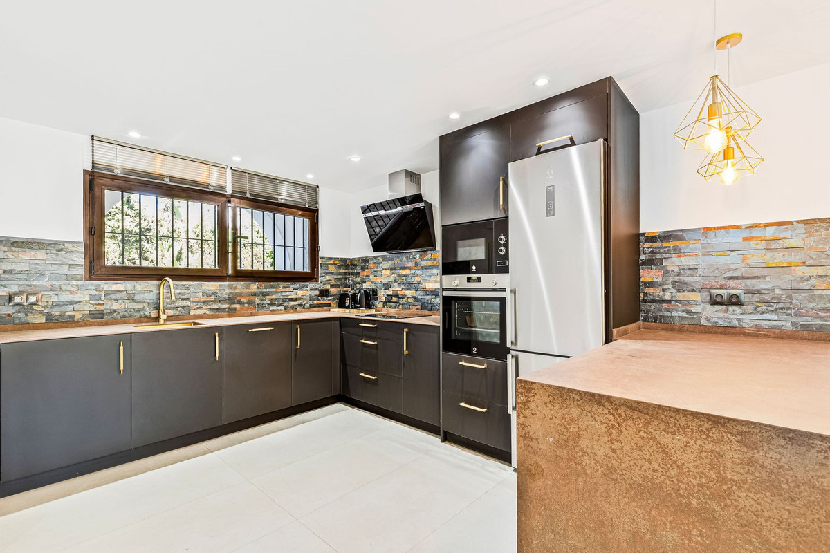 Apartamentos de 4 dormitorios en venta en Puerto Banús – R5169550 Apartamentos de 4 dormitorios en venta en Puerto Banús – R5169550