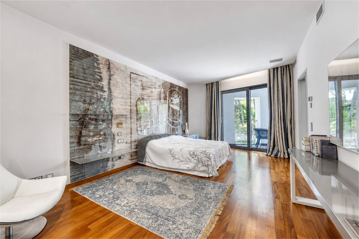 Pareados de 4 dormitorios en venta en Sierra Blanca – R5407807 Pareados de 4 dormitorios en venta en Sierra Blanca – R5407807