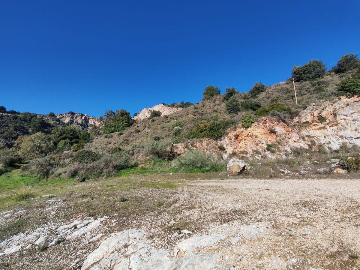Plots for sale in Marbella – R5306926 Plots for sale in Marbella – R5306926