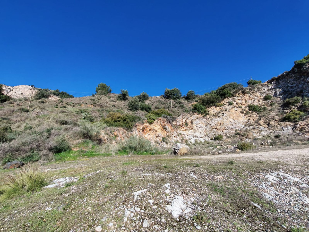 Plots for sale in Marbella – R5306926 Plots for sale in Marbella – R5306926