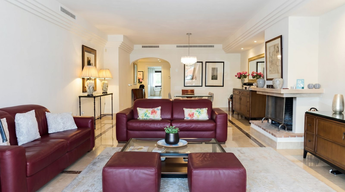 Apartamentos de 2 dormitorios en venta en Nueva Andalucía – R5448214 Apartamentos de 2 dormitorios en venta en Nueva Andalucía – R5448214
