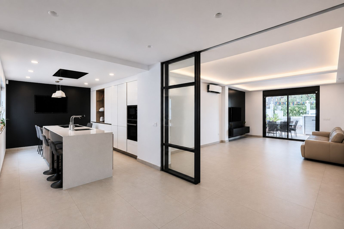 Pareados de 9 dormitorios en venta en Nueva Andalucía – R5448391 Pareados de 9 dormitorios en venta en Nueva Andalucía – R5448391