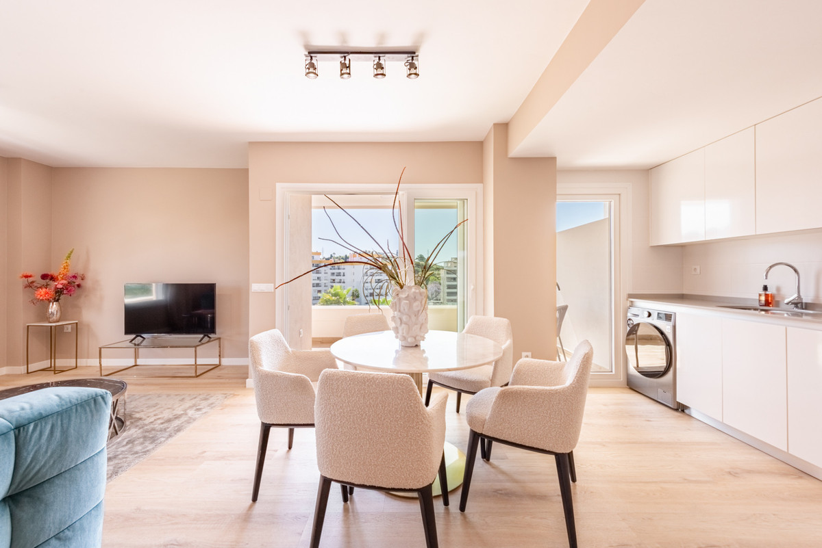 Apartamentos de 3 dormitorios en venta en Nueva Andalucía – R5058925 Apartamentos de 3 dormitorios en venta en Nueva Andalucía – R5058925