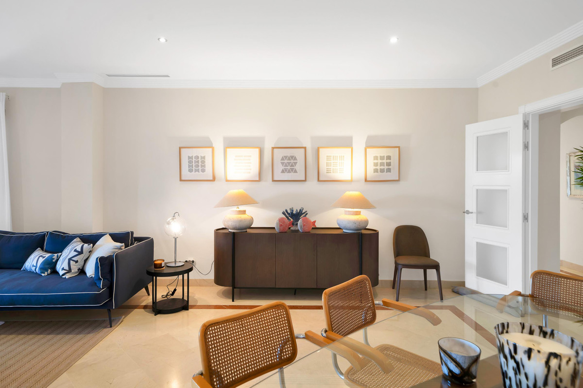 Apartamentos de 3 dormitorios en venta en Bahía de Marbella – R5304808 Apartamentos de 3 dormitorios en venta en Bahía de Marbella – R5304808
