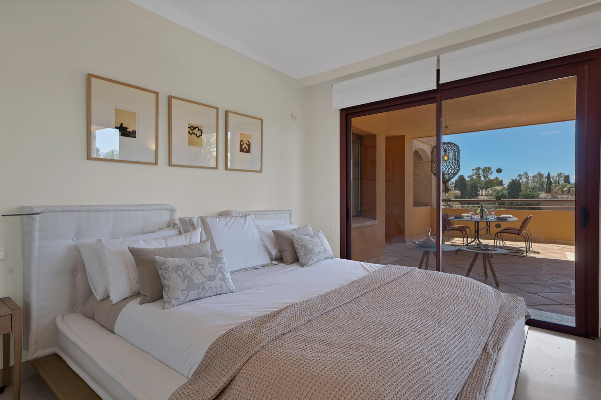 Apartamentos de 3 dormitorios en venta en Bahía de Marbella – R5304808 Apartamentos de 3 dormitorios en venta en Bahía de Marbella – R5304808