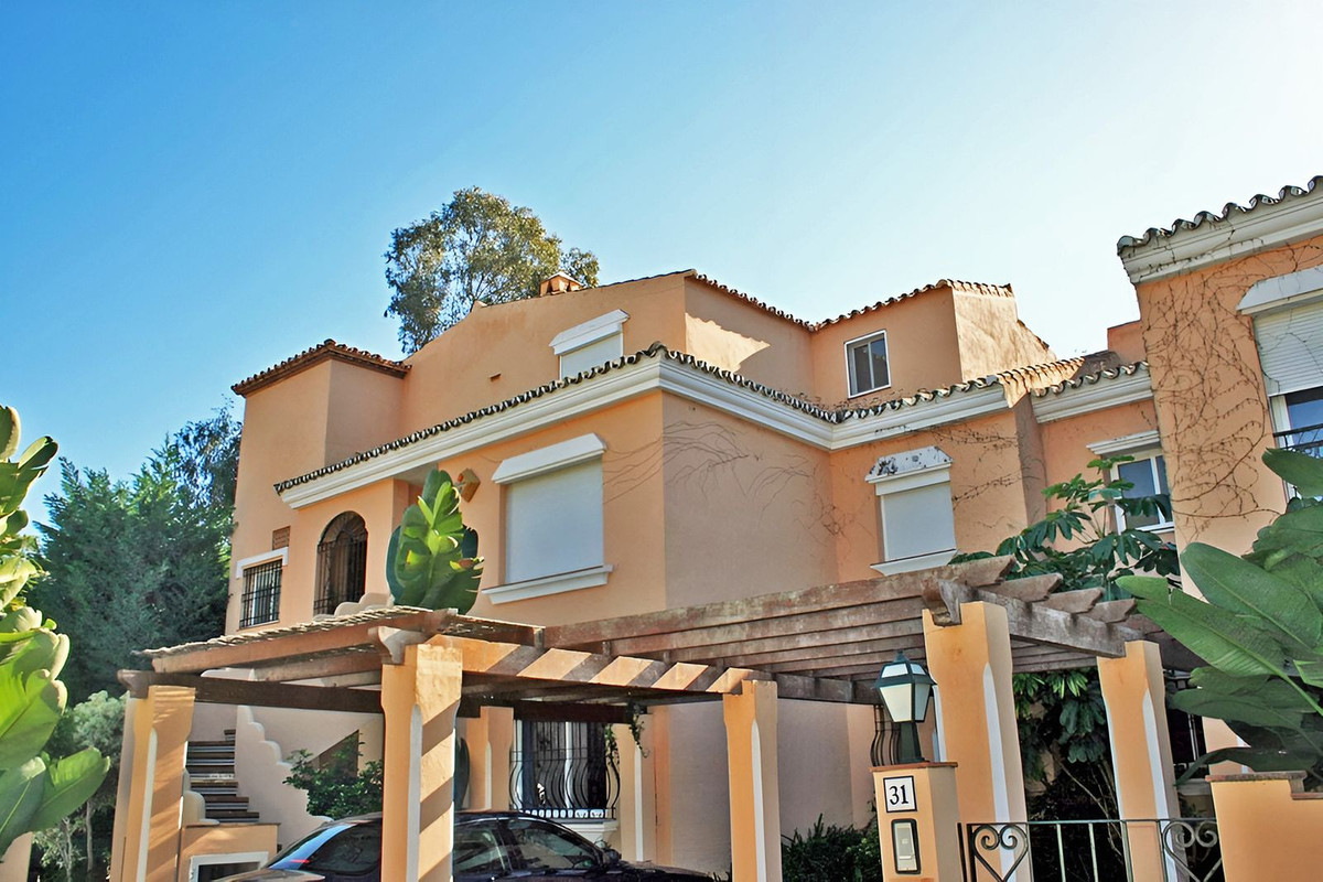4 bedroom Apartments for sale in Nueva Milla de Oro – R5350126 4 bedroom Apartments for sale in Nueva Milla de Oro – R5350126