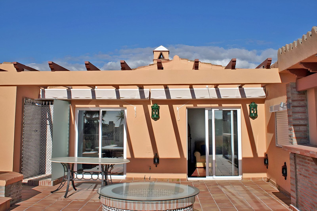 4 bedroom Apartments for sale in Nueva Milla de Oro – R5350126 4 bedroom Apartments for sale in Nueva Milla de Oro – R5350126