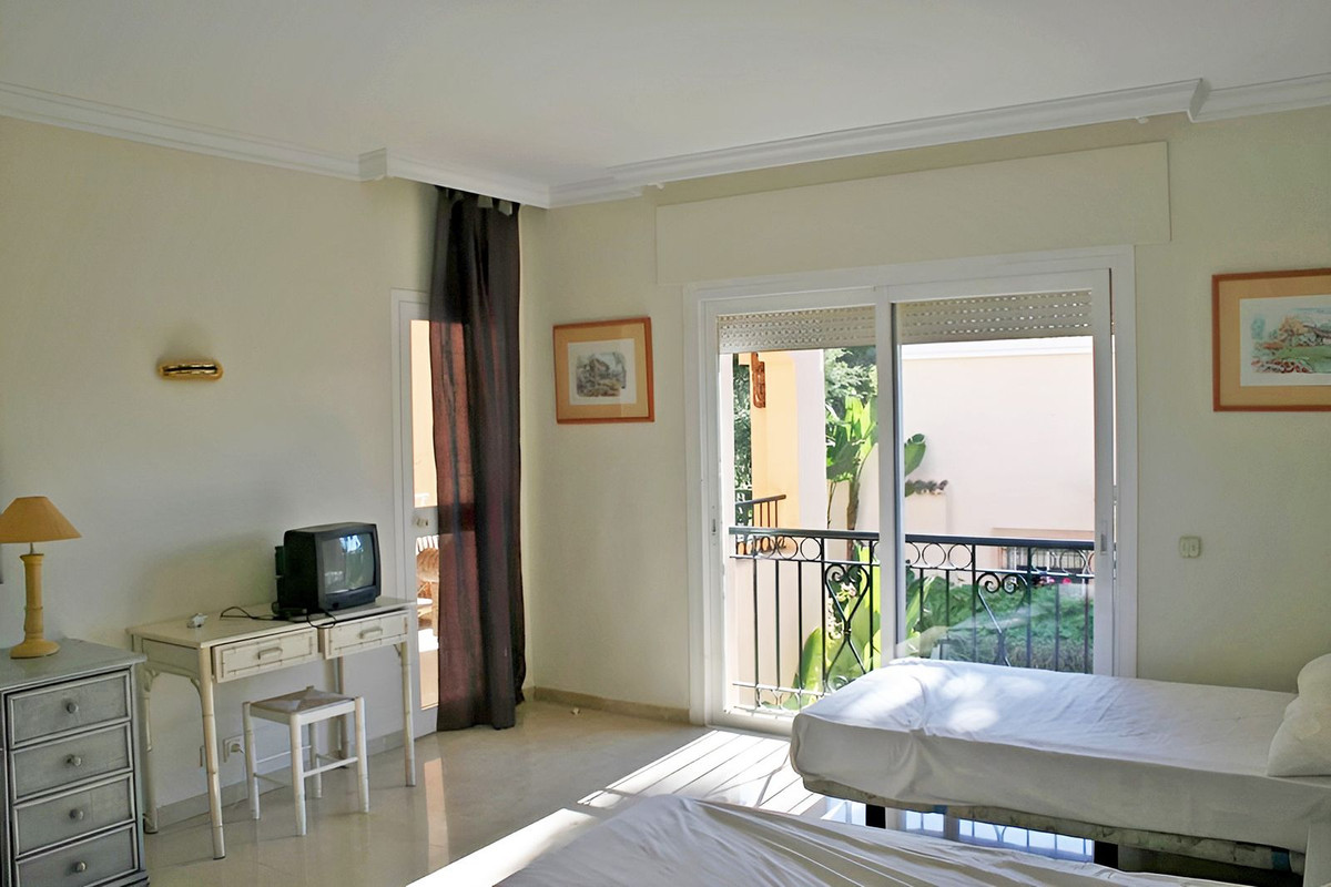 4 bedroom Apartments for sale in Nueva Milla de Oro – R5350126 4 bedroom Apartments for sale in Nueva Milla de Oro – R5350126