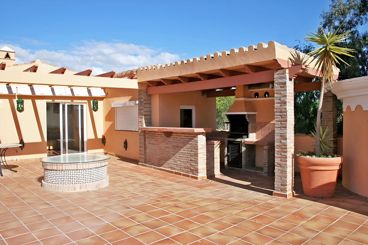 4 bedroom Apartments for sale in Nueva Milla de Oro – R5350126 4 bedroom Apartments for sale in Nueva Milla de Oro – R5350126