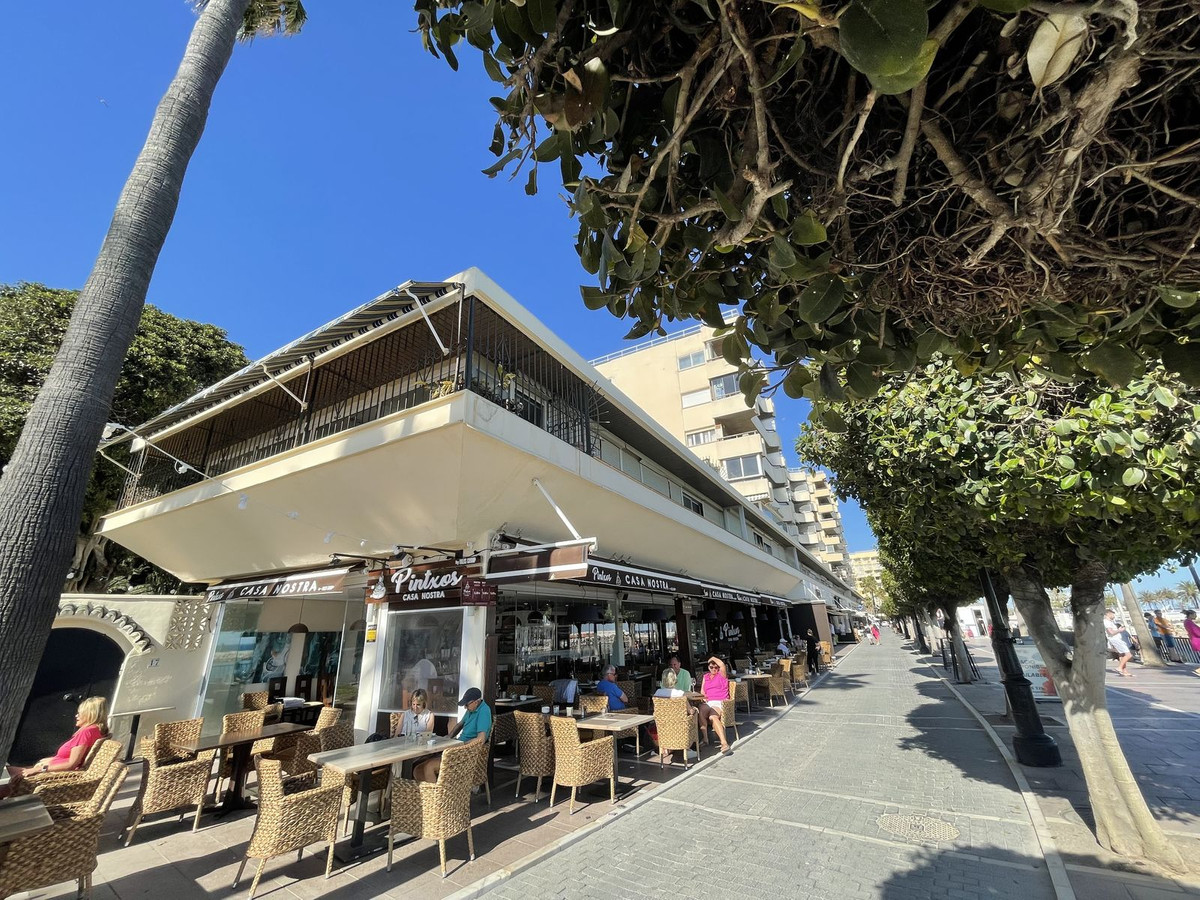 Aticos de 4 dormitorios en venta en Marbella – R4056298 Aticos de 4 dormitorios en venta en Marbella – R4056298