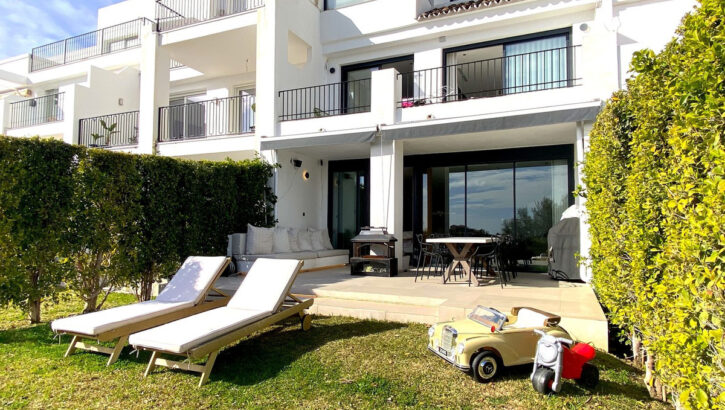 Adosados de 4 dormitorios en venta en La Quinta – R5296741 Adosados de 4 dormitorios en venta en La Quinta – R5296741 en