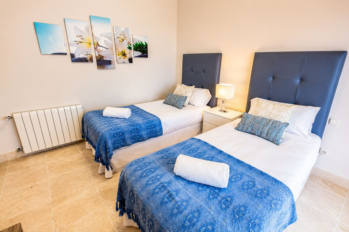 3 bedroom Apartments for sale in Los Flamingos – R5440345 3 bedroom Apartments for sale in Los Flamingos – R5440345