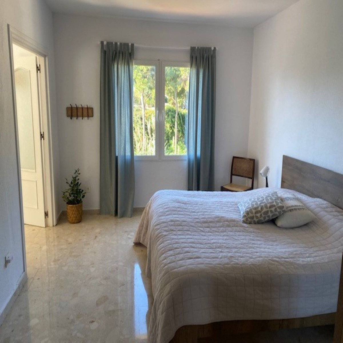 Villas de 4 dormitorios en venta en Calahonda – R4968697 Villas de 4 dormitorios en venta en Calahonda – R4968697