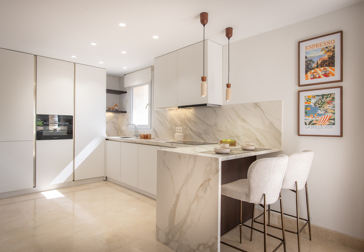 Apartamentos de 3 dormitorios en venta en Nueva Andalucía – R5132776 Apartamentos de 3 dormitorios en venta en Nueva Andalucía – R5132776