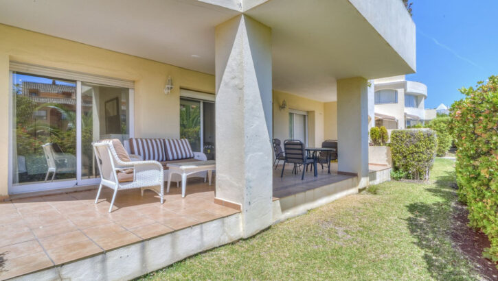 Apartamentos de 3 dormitorios en venta en Bahía de Marbella – R5444026 Apartamentos de 3 dormitorios en venta en Bahía de Marbella – R5444026 en