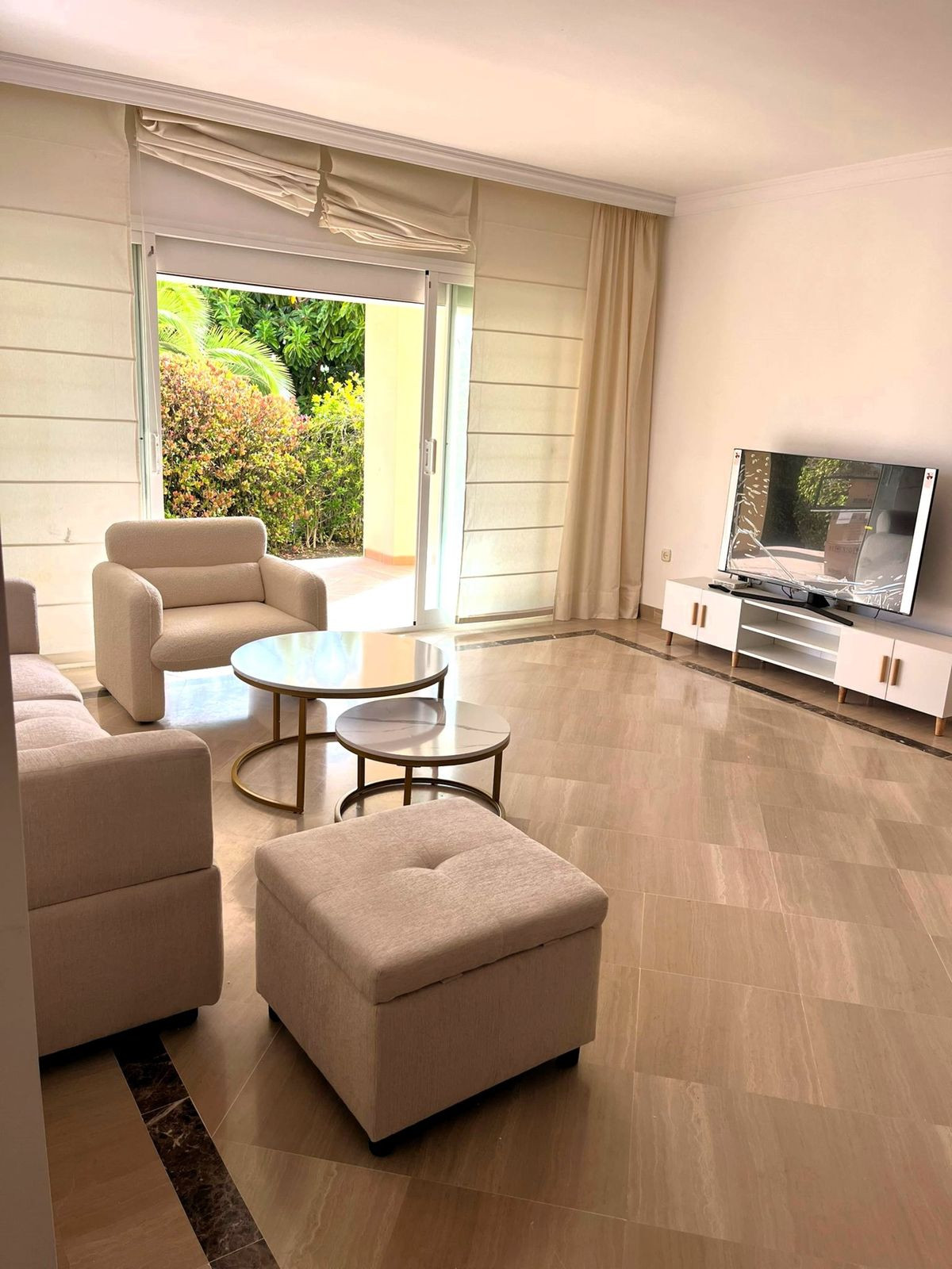 Apartamentos de 3 dormitorios en venta en Bahía de Marbella – R5444026 Apartamentos de 3 dormitorios en venta en Bahía de Marbella – R5444026