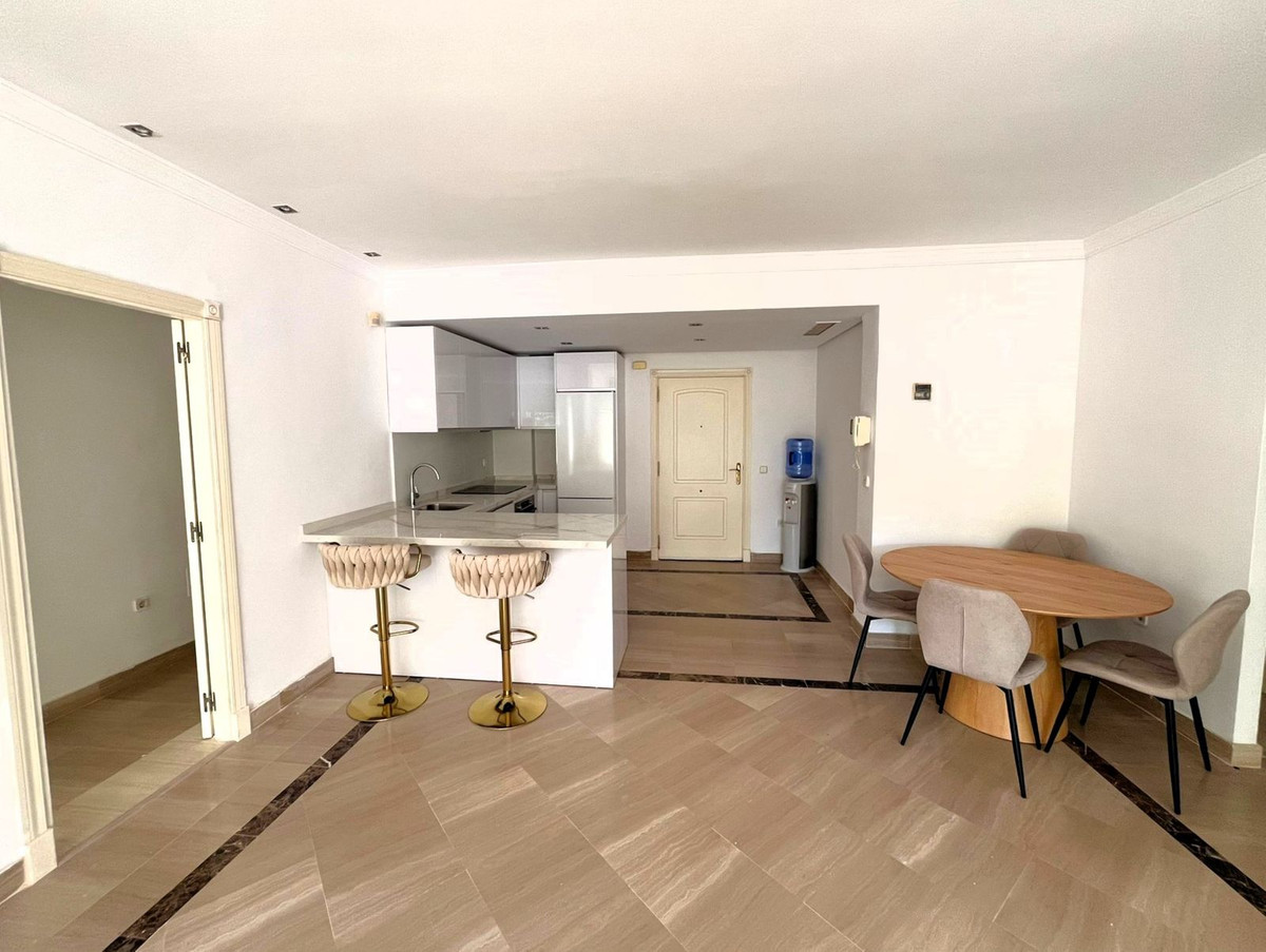 Apartamentos de 3 dormitorios en venta en Bahía de Marbella – R5444026 Apartamentos de 3 dormitorios en venta en Bahía de Marbella – R5444026