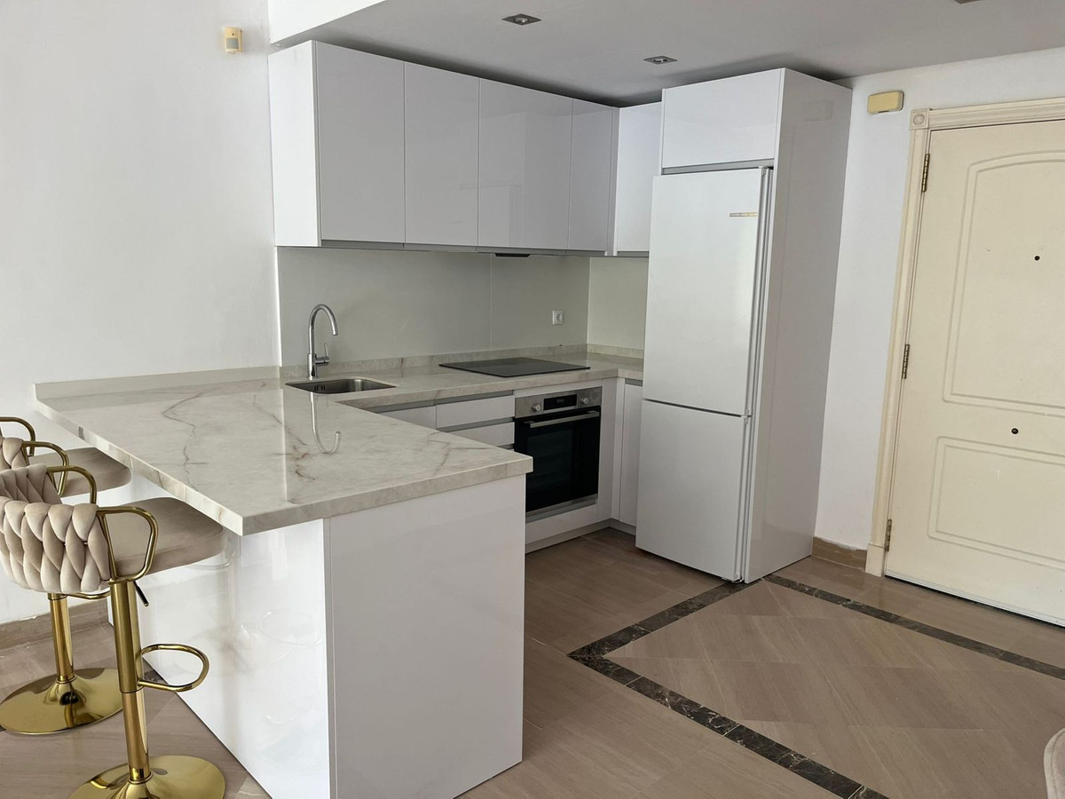 Apartamentos de 3 dormitorios en venta en Bahía de Marbella – R5444026 Apartamentos de 3 dormitorios en venta en Bahía de Marbella – R5444026