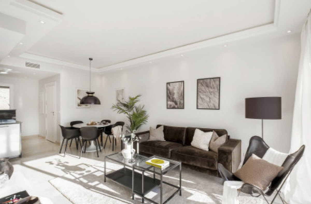 3 bedroom Penthouses for sale in La Quinta – R5040316 3 bedroom Penthouses for sale in La Quinta – R5040316