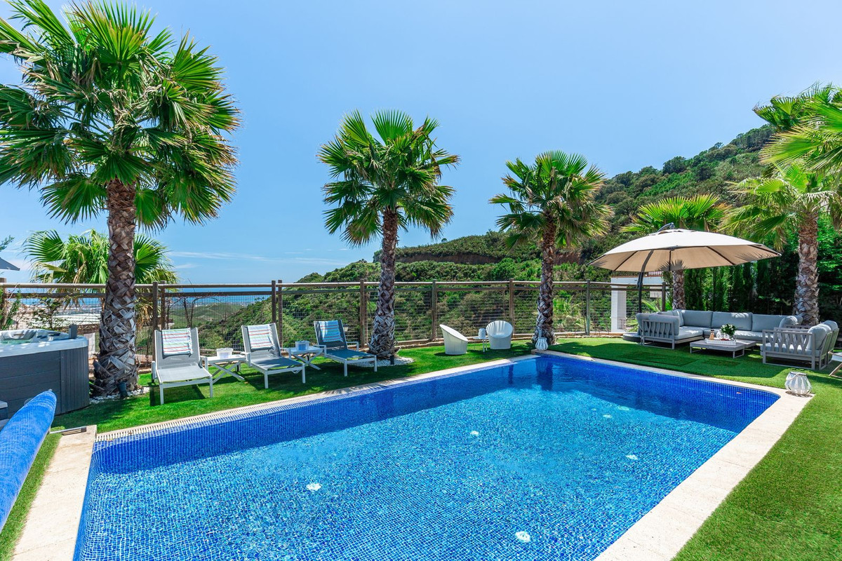 Villas de 5 dormitorios en venta en Benahavís – R5225572 Villas de 5 dormitorios en venta en Benahavís – R5225572