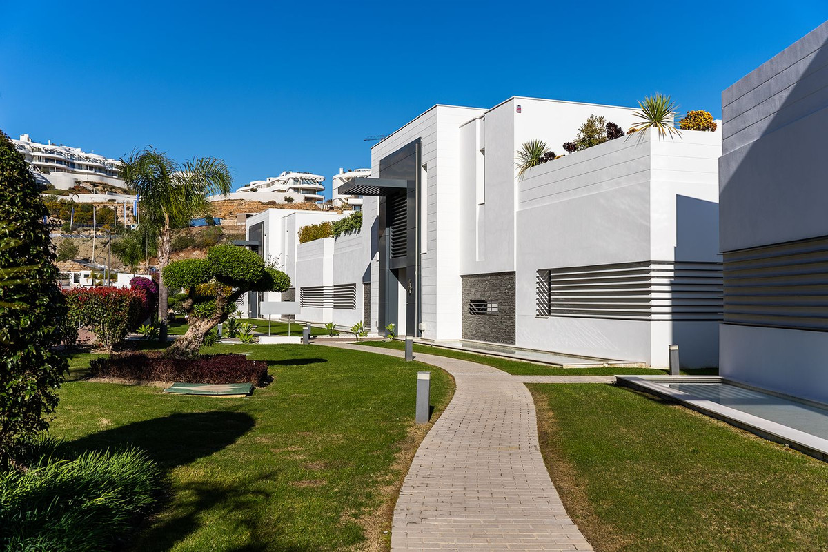 2 bedroom Apartments for sale in La Quinta – R5389045 2 bedroom Apartments for sale in La Quinta – R5389045