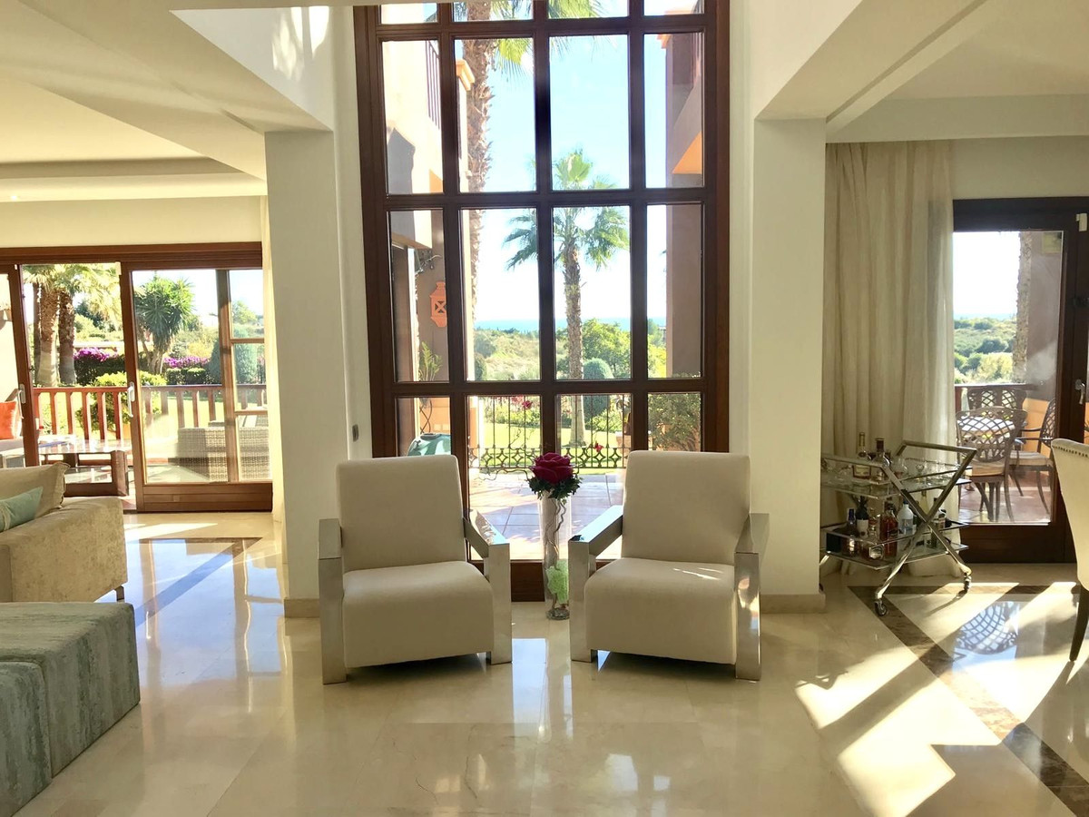 Villas de 6 dormitorios en venta en Milla de Oro – R5430625 Villas de 6 dormitorios en venta en Milla de Oro – R5430625